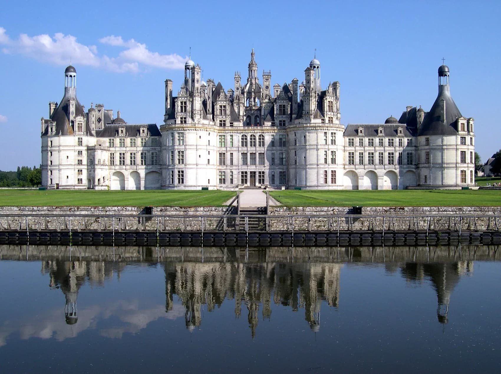De Chambord a la Chaussee le Comte